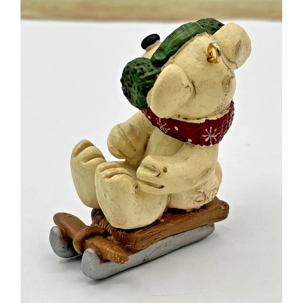 Suzi Skoglund Sledding Snowbear Hand-painted Resin Figure '97 Folk Art Christmas